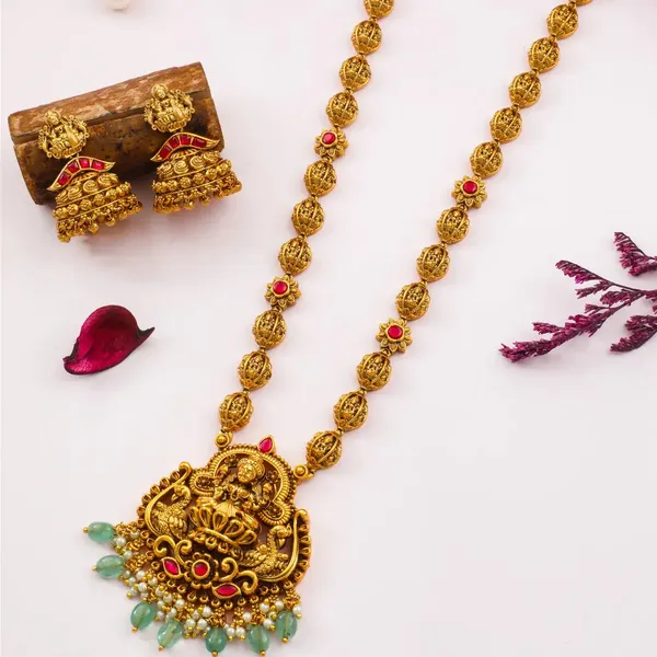 Padmavathi_Haram_Gold_Plated_Lotus_Goddess_Temple_Necklace_Set_Red