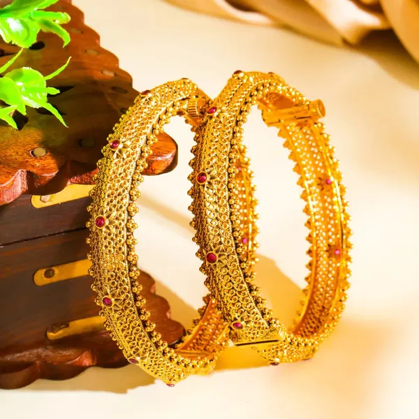 Padma_Kankana_Kada_Bangle_Gold_Plated_Lotus_Temple_Bridal_Bangle_V_2248_Red