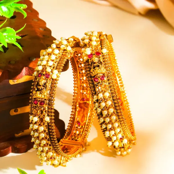 Devi_Prerana_Kada_Bangle_Gold_Plated_Goddess_Inspiration_Temple_Bangle_V_2386_Red