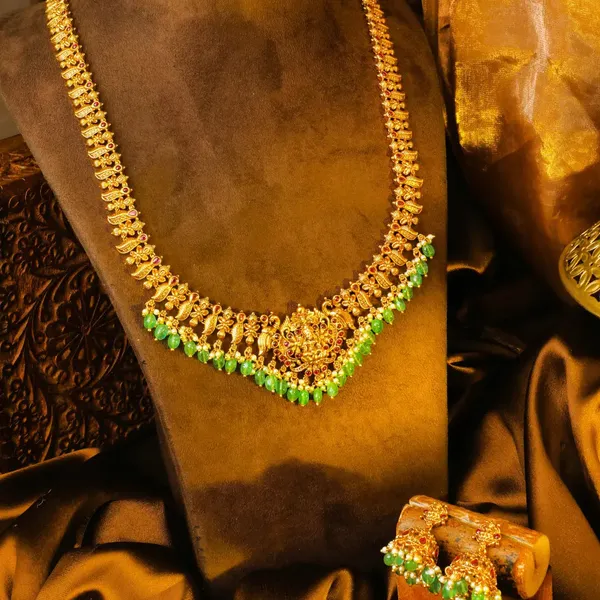 Kamakshi_Shobha_Haram_Long_Necklace_Set_Gold_Plated_Temple_Jewellery_K_1896_Red