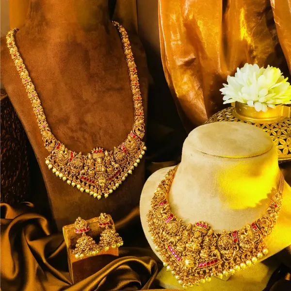 Sridevi_Pushpanjali_Combo_Necklace_Set_Gold_Plated_Temple_Jewellery_J_1055n_Red
