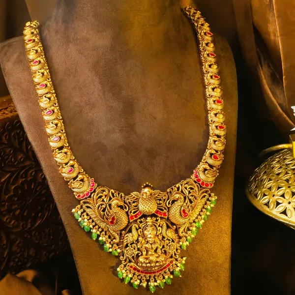 Pachi_Swarna_Kanti_Haar_Long_Necklace_Set_Gold_Plated_Temple_Jewellery_J_1060_Red
