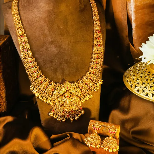 Muthu_Kamalam_Swarna_Kanti_Long_Necklace_Set_Gold_Plated_Temple_J_1050_Red