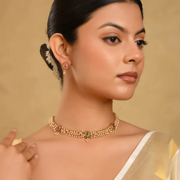 Classic_South_Temple_Short_Necklace_Set_Ruby_Emerald_Pearl_Detailing_T_38_Gold_Green