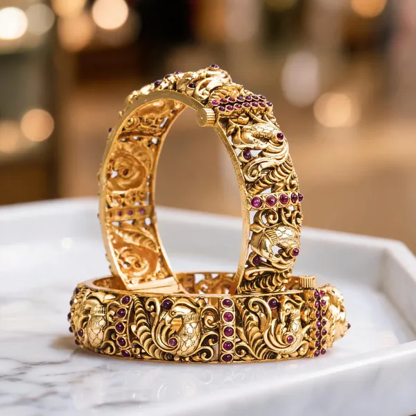 Antique_Peacock_Gold_Plated_Bangle_Red