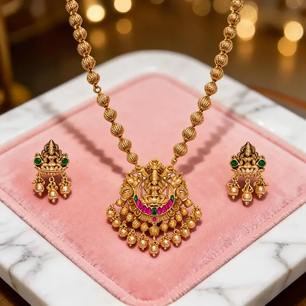 Lakshmi_Mata_Pendant_Set_Green