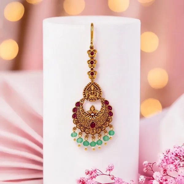 Auspicious_Maa_Lakshmi_Antique_Finish_Maang_Tikka