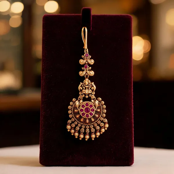 Antique_Lakshmi_Temple_Maang_Tikka_Red