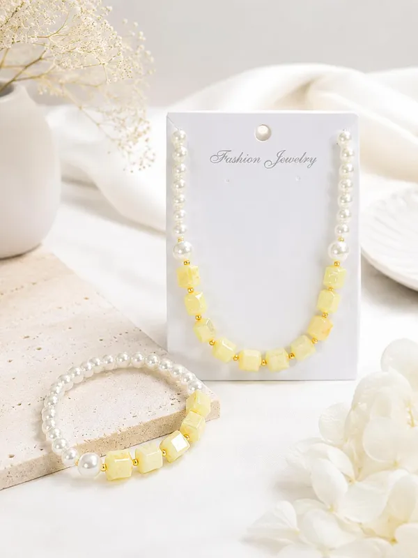 Yellow_Acrylic_Pearl_Beaded_Necklace_Bracelet_Set_For_Girls