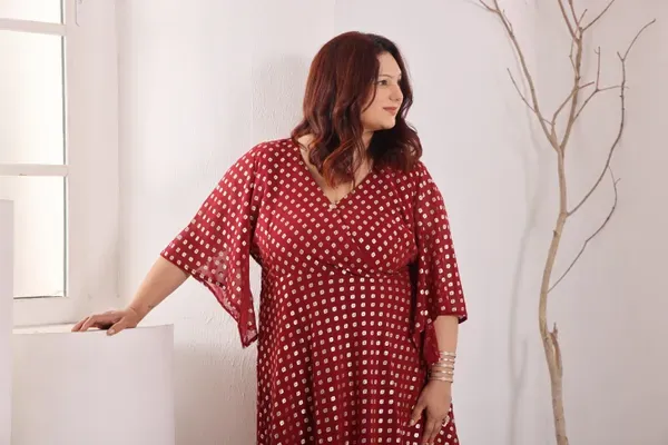 Plus_Size_Georgette_Foil_Print_Midi_Dress