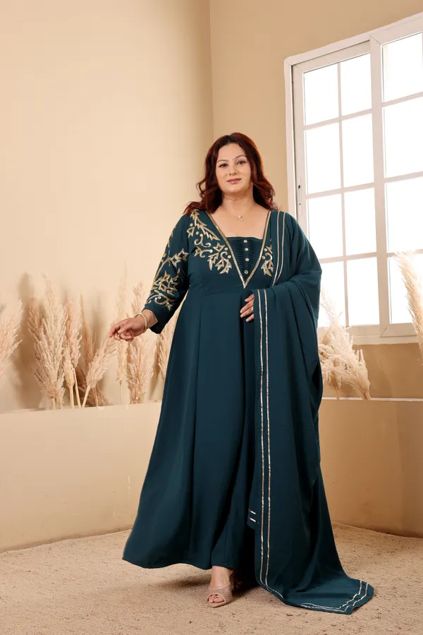 Georgette_Handwork_Embroidered_Gown
