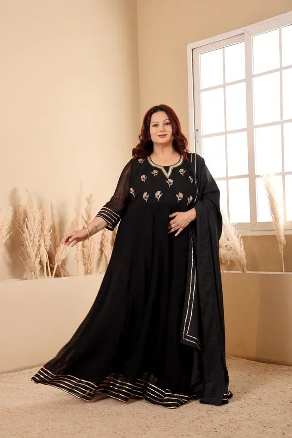 Double_Georgette_Embroidered_Gown