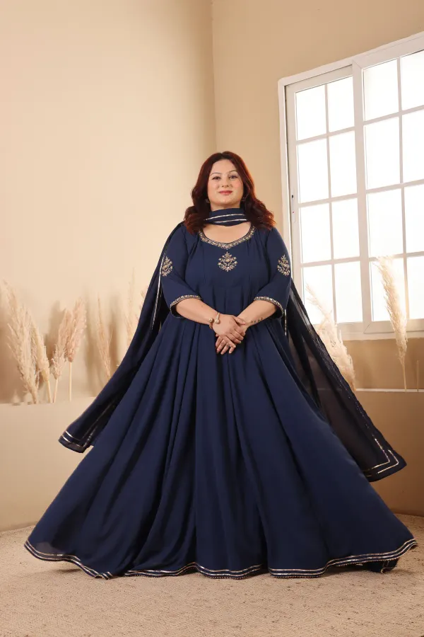 Georgette_Handwork_Embroidered_Gown
