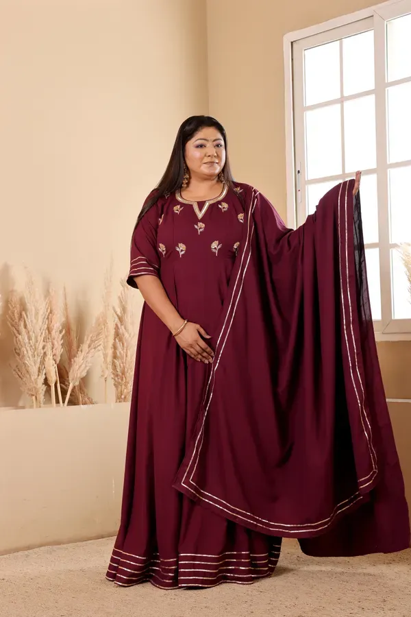 Georgette_Handwork_Embroidered_Gown