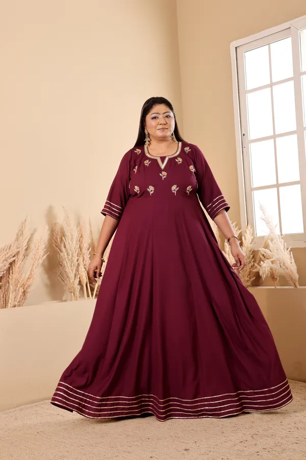 Georgette_Handwork_Embroidered_Gown