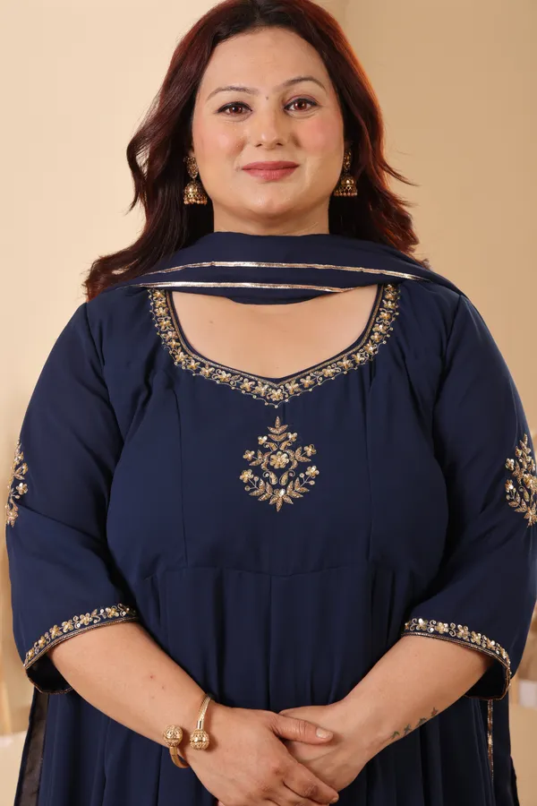 Georgette_Handwork_Embroidered_Gown