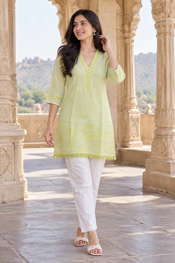 Green_Embroidered_Straight_Kurta_Set_For_Women