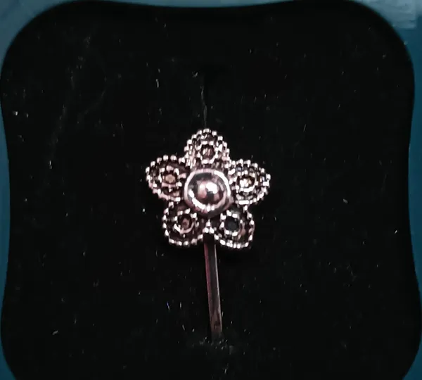Silver_Tone_Stainless_Steel_Floral_Nose_Stud_For_Women_Pack_Of_2