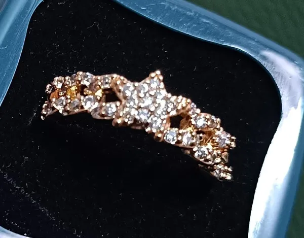 Rose_Gold_Stainless_Steel_Rhinestone_Star_Linked_Band_Ring_For_Women_Pack_Of_2