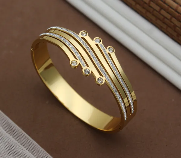 Gold_Tone_Crystal_Embellished_Bangle_Bracelet_For_Women