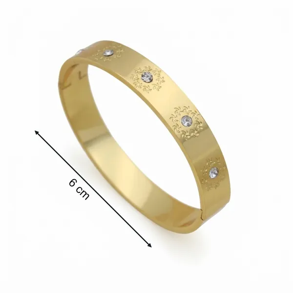Gold_Tone_Studded_Bangle_For_Women