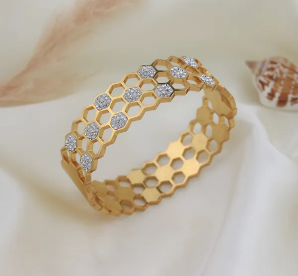 Gold_Tone_Honeycomb_Pattern_Stone_Studded_Bangle_For_Women