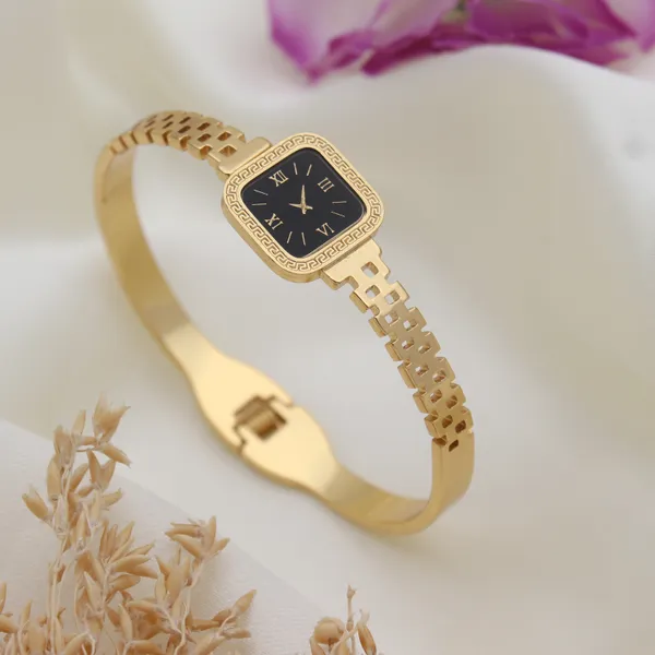 Gold_Tone_Bracelet_Watch_For_Women