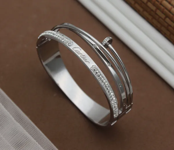 Silver_Tone_Crystal_Embellished_Bangle_For_Women