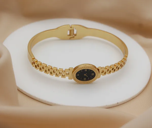 Gold_Tone_Analog_Bracelet_Watch_For_Women