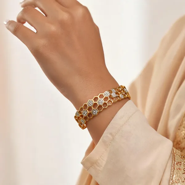 Gold_Tone_Honeycomb_Pattern_Stone_Studded_Bangle_For_Women