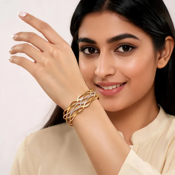 Gold_Tone_Link_Bracelet_For_Women
