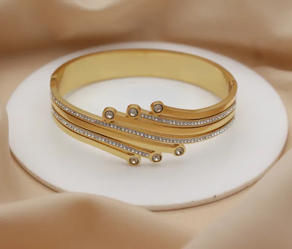 Gold_Tone_Crystal_Embellished_Bangle_Bracelet_For_Women