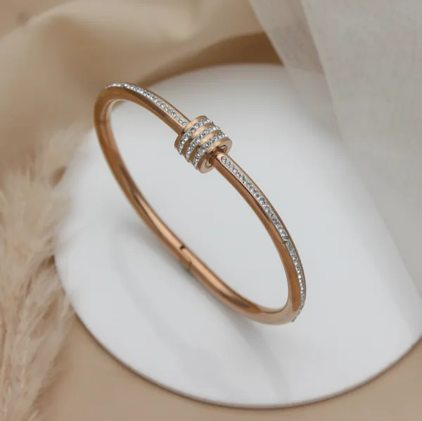 Rose_Gold_Crystal_Cuff_Bracelet_For_Women