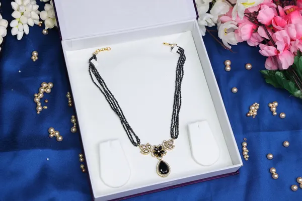 African_Grey_daiomonds_Beaded_cz_Floral_Pendant_Necklace_for_Women
