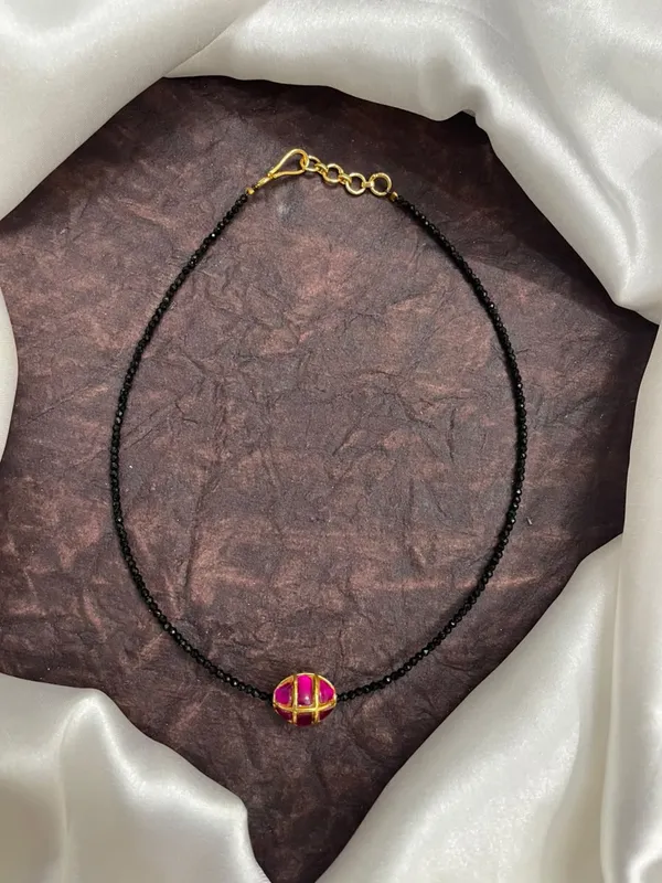 Black_Beaded_jadau_ball_Necklace_For_Women