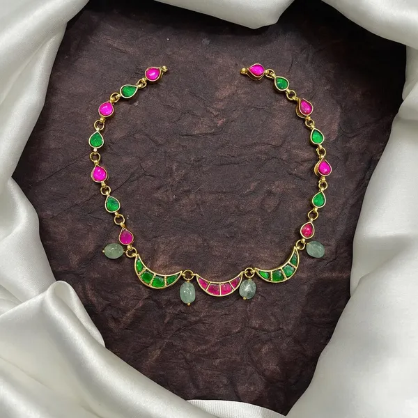 Multicolor_Halfmoon_Jadu_Neckset