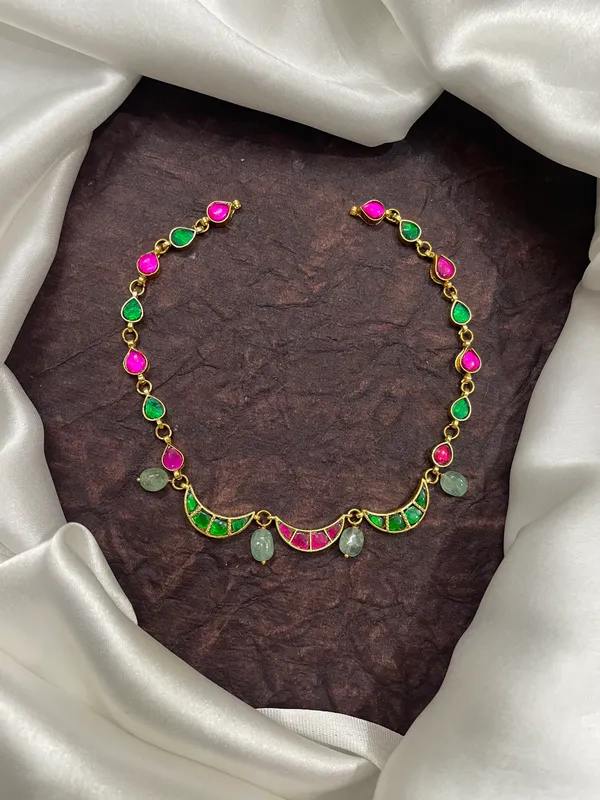 Multi_Color_Halfmoon_jadau_neckset