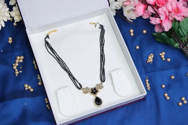 African_Grey_daiomonds_Beaded_cz_Floral_Pendant_Necklace_for_Women