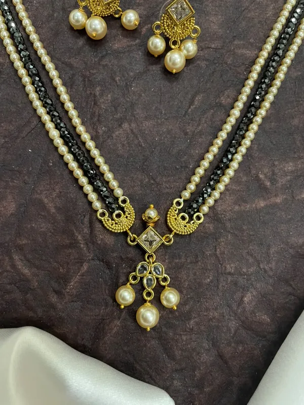 Silver_replica_pearl_and_cz_Necklace_For_Women
