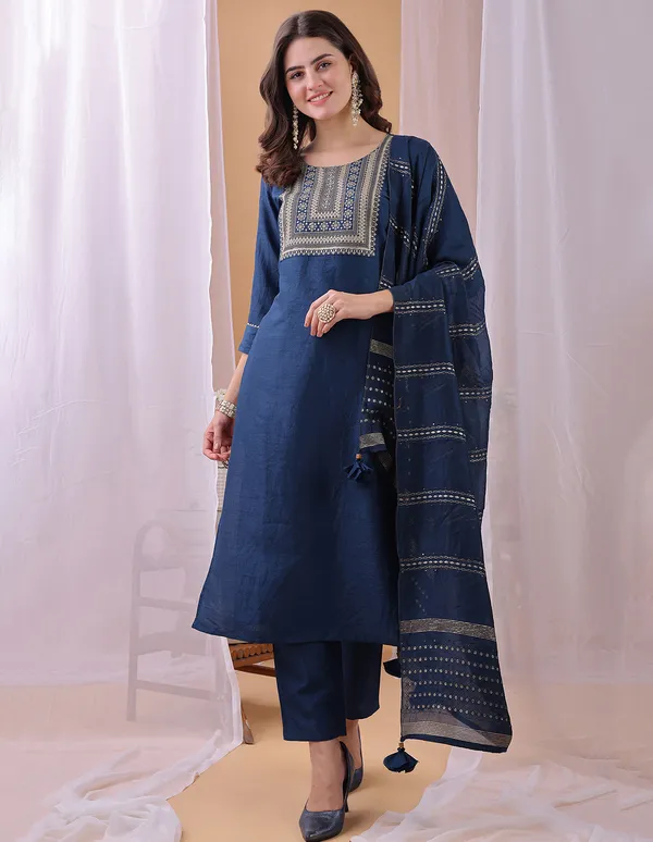 Hritika_Teal_Silk__Embroidered_Round_Neck_Kurta_With_Trousers_&_Dupatta
