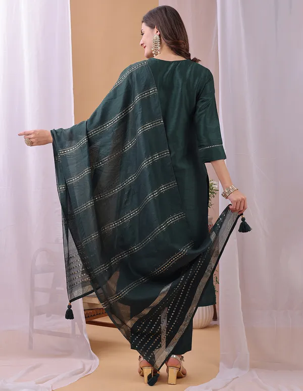 Hritika_Dark_Green_Silk__Embroidered_Round_Neck_Kurta_With_Trousers_&_Dupatta