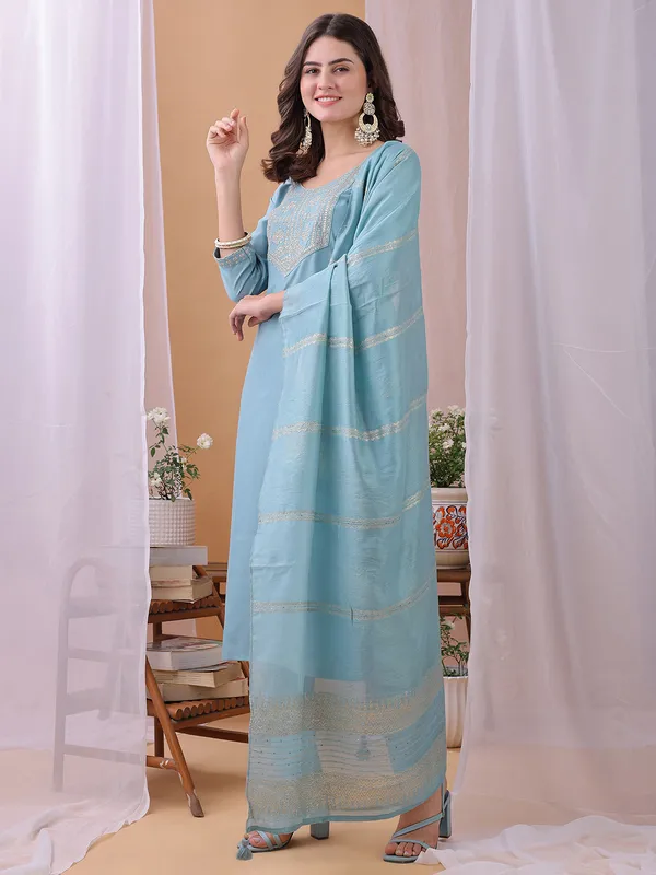 Hritika_Blue_Cotton__Zari_Embroidered_Kurta_With_Trouser_&_Dupatta_Set