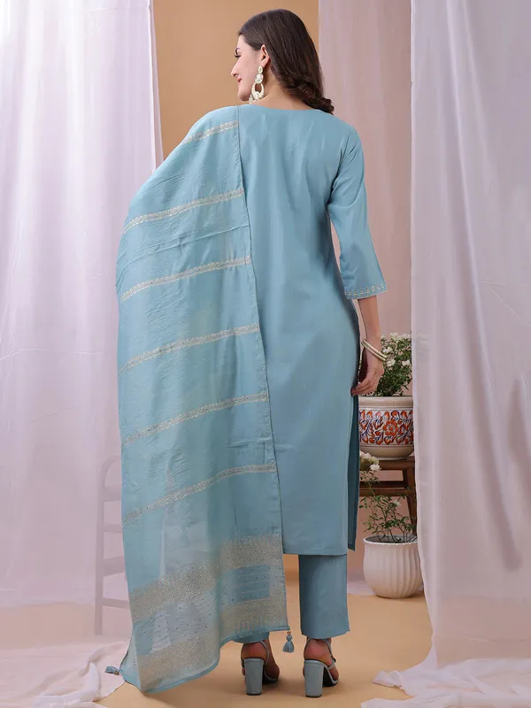 Hritika_Blue_Cotton__Zari_Embroidered_Kurta_With_Trouser_&_Dupatta_Set