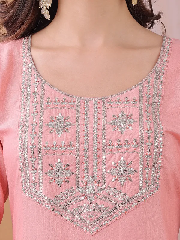 Hritika_Light_Peach_Cotton__Zari_Embroidered_Kurta_With_Trouser_&_Dupatta_Set