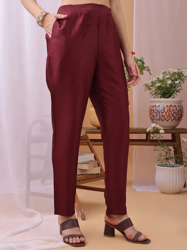 Hritika_Maroon_Silk__Embroidered_Round_Neck_Kurta_With_Trousers_&_Dupatta