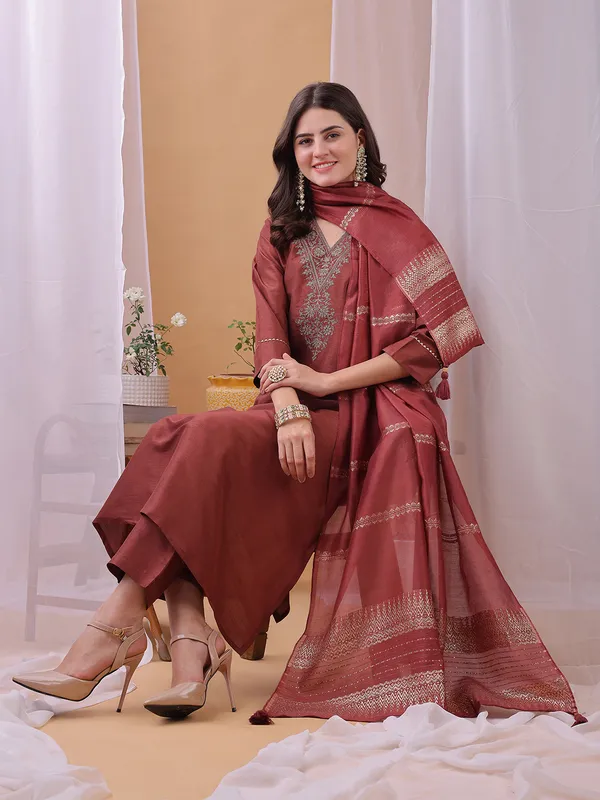Hritika_Rust_Silk__Zari_Embroidered_Kurta_With_Trouser_&_Dupatta_Set