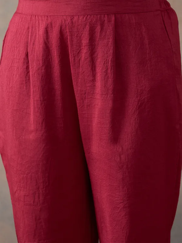 Hritika_Rani_Pink_Silk__Zari_Embroidered_Kurta_With_Trouser_&_Dupatta_Set