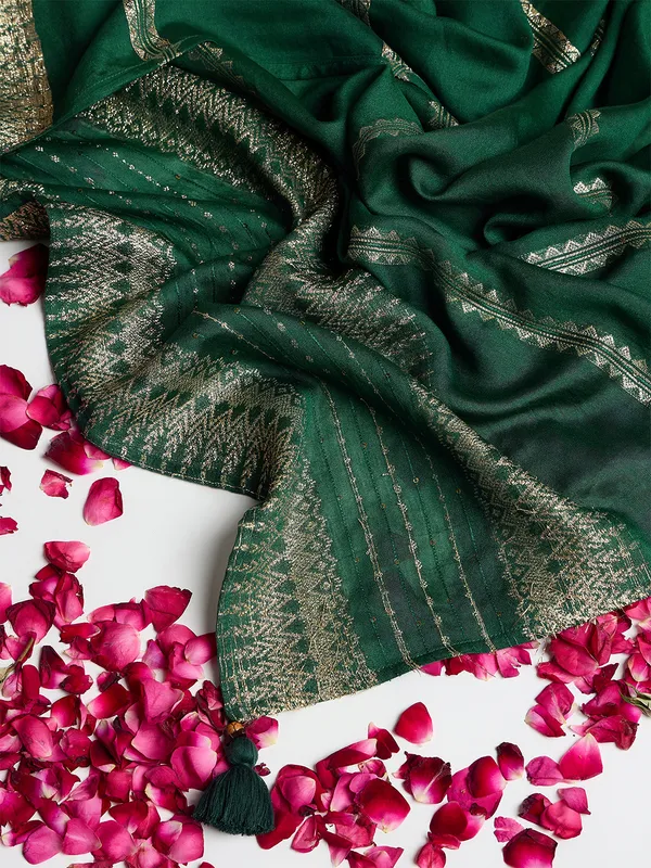 Hritika_Rama_Green_Silk__Zari_Embroidered_Kurta_With_Trouser_&_Dupatta_Set