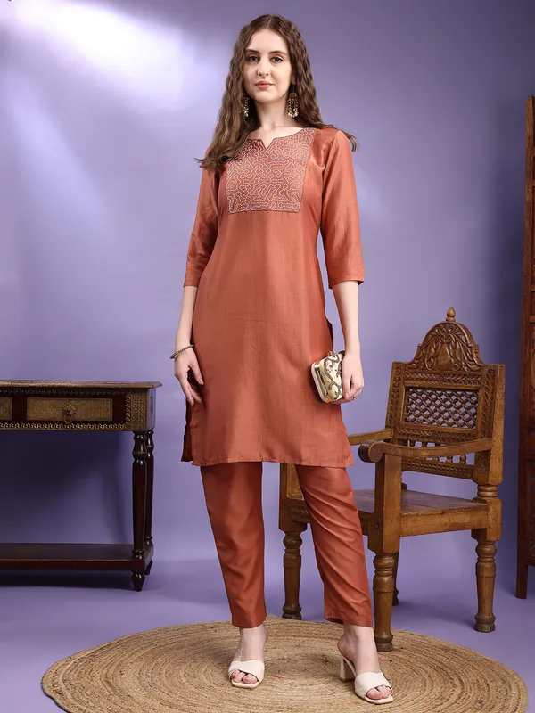 Hritika_Rust_Silk__Thread_Work_Embroidered_Kurta_with_Trouser_Set
