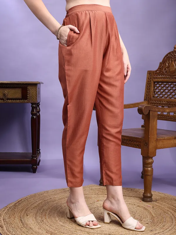 Hritika_Rust_Silk__Thread_Work_Embroidered_Kurta_with_Trouser_Set
